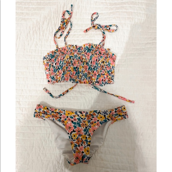 target/xhilaration smocked bandeau bikini - Picture 1 of 3